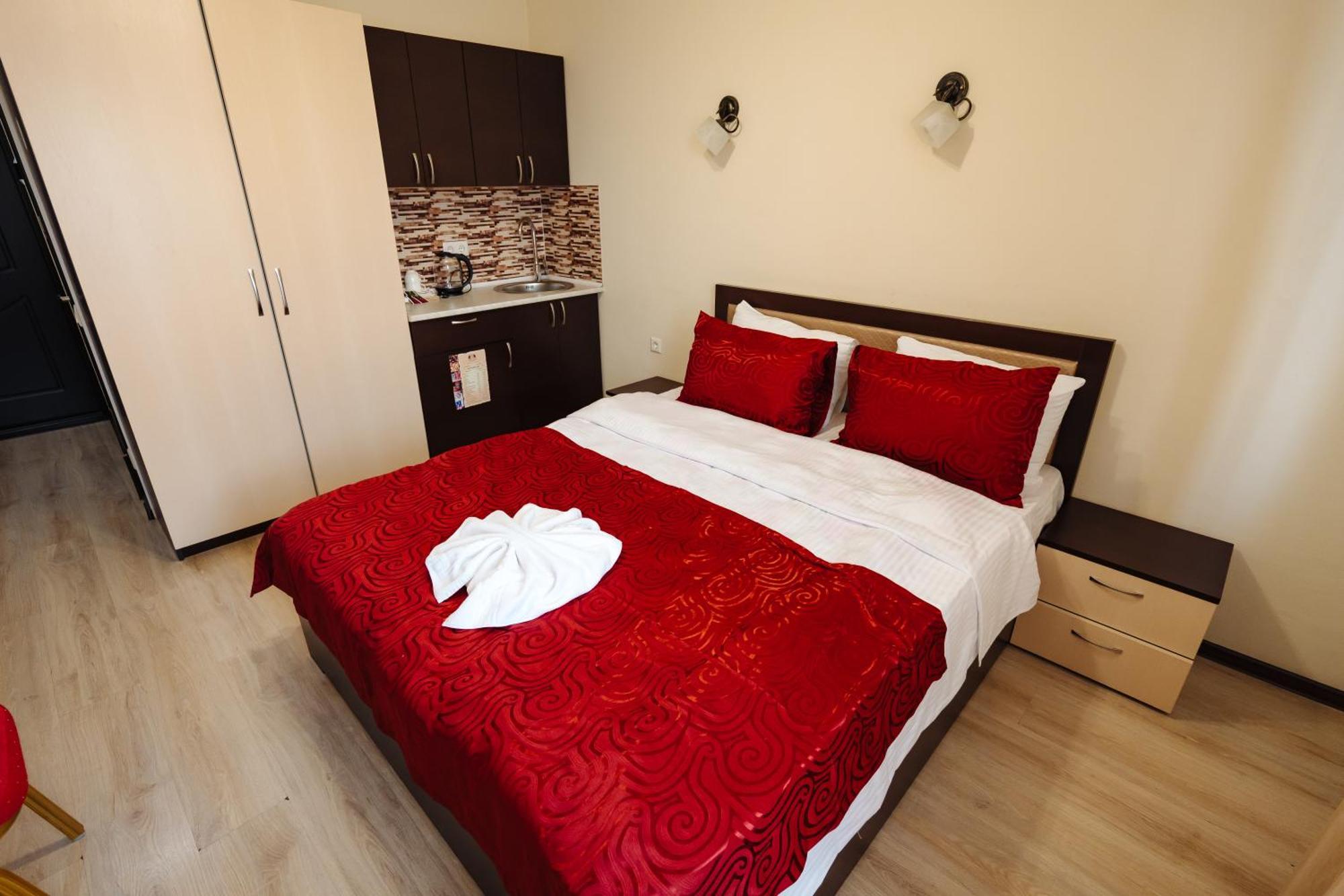 Lolo'S Bliss Hotel Kişinev Dış mekan fotoğraf