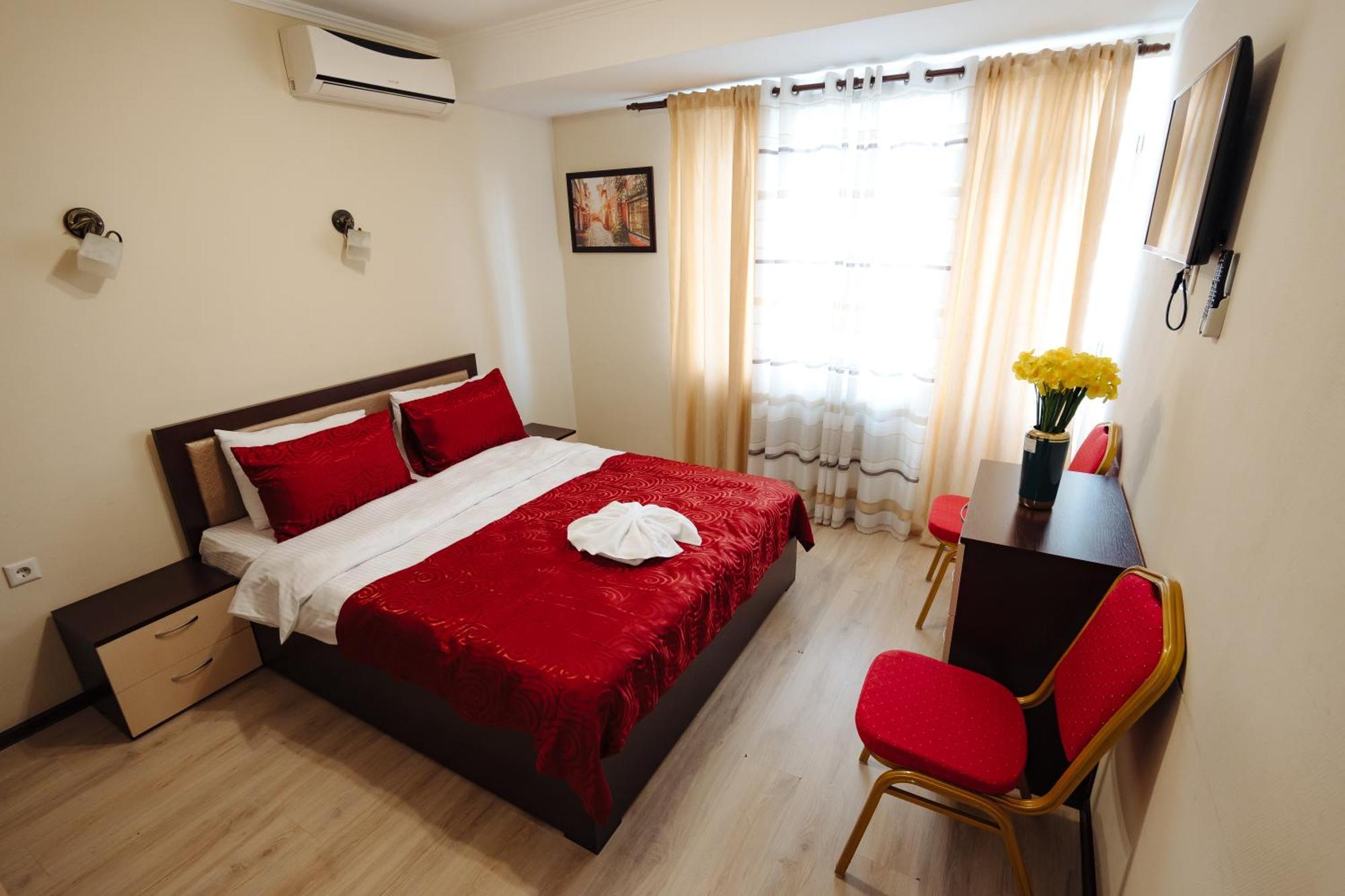 Lolo'S Bliss Hotel Kişinev Dış mekan fotoğraf