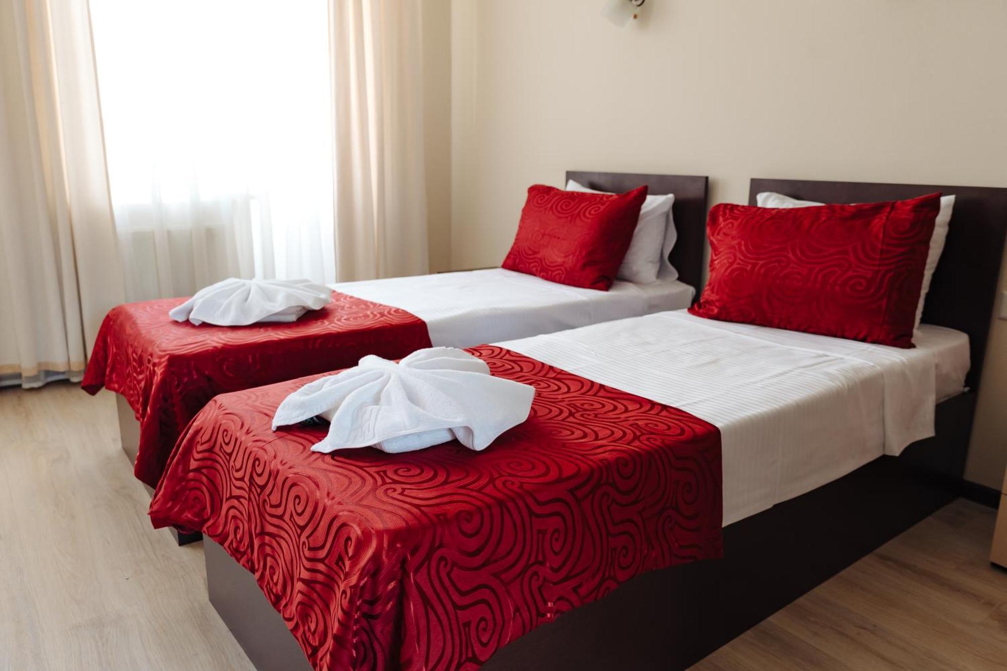 Lolo'S Bliss Hotel Kişinev Dış mekan fotoğraf