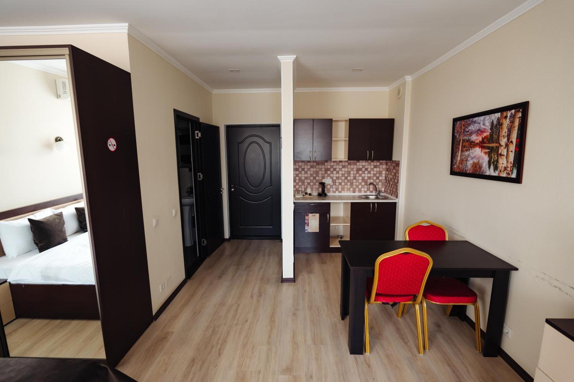 Lolo'S Bliss Hotel Kişinev Dış mekan fotoğraf